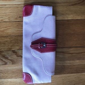 I. McLaughlin clutch